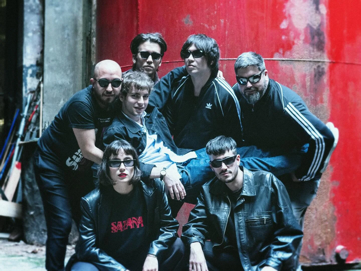 SATANA SATANA en sesión de estudio